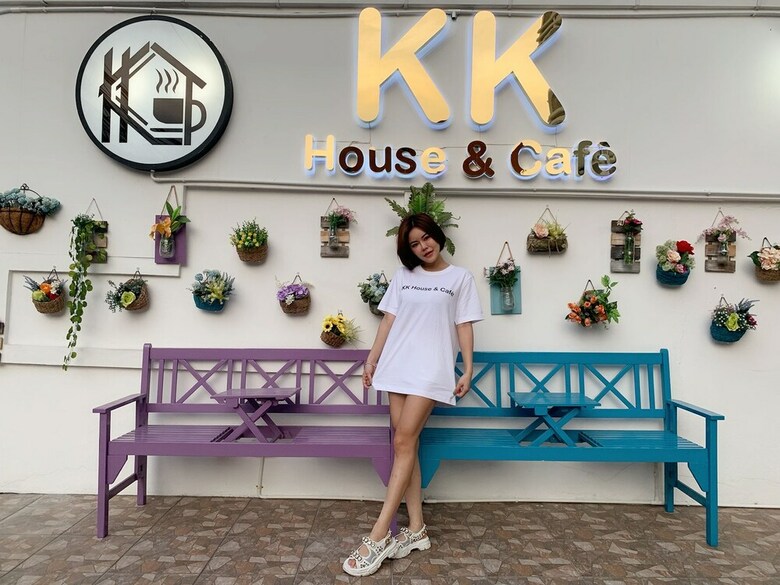 Hotel Kk House & Cafe