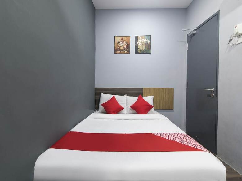 Oyo 937 Lucky Hotel