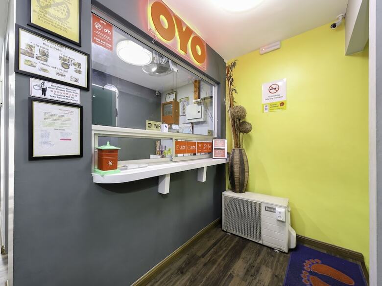 Oyo 937 Lucky Hotel