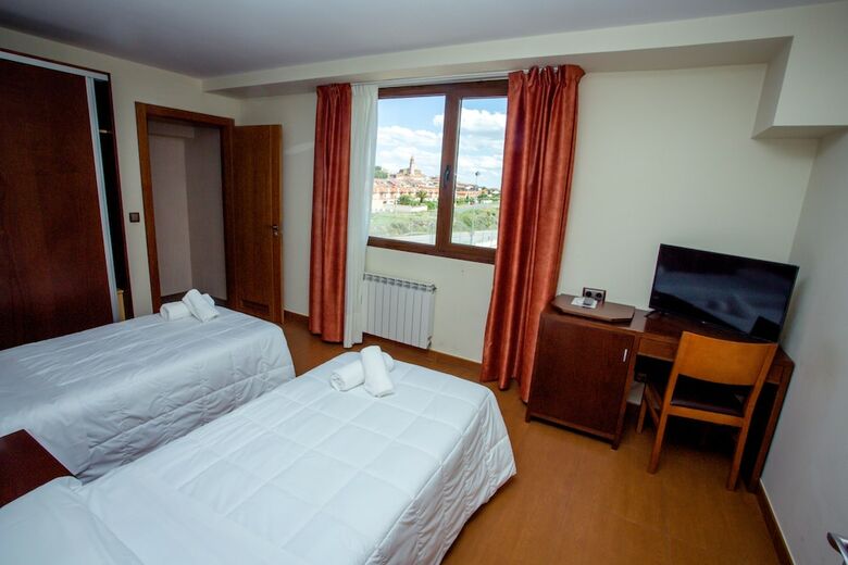 Hotel Asador Villa De Carcar