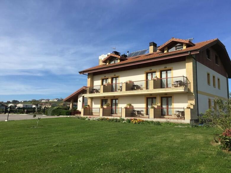 Hotel Rancho Santa Ger�nima