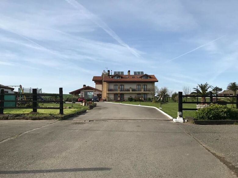 Hotel Rancho Santa Ger�nima