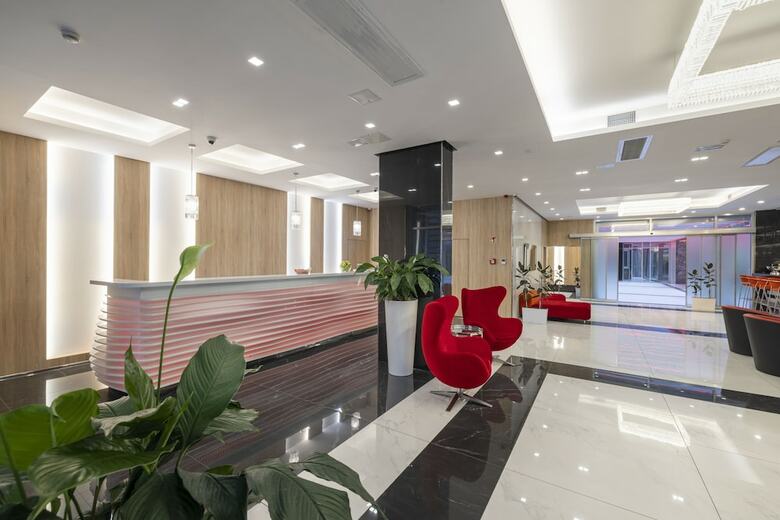 Cherry Apartments Palace Quarter