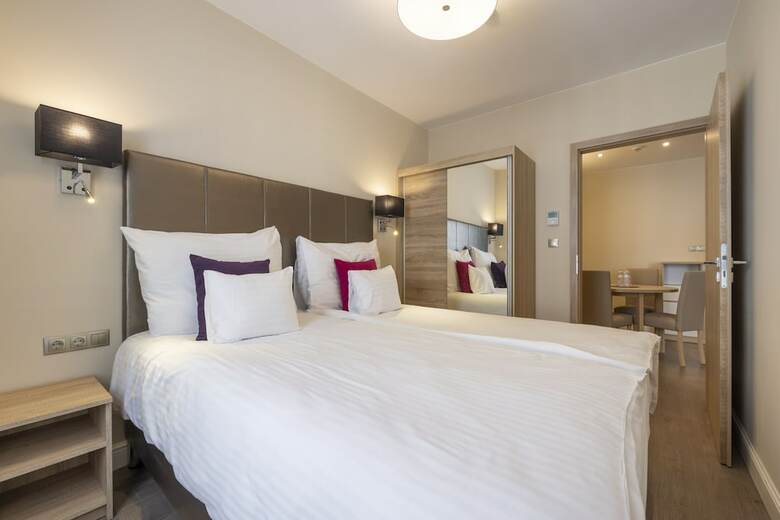 Cherry Apartments Palace Quarter