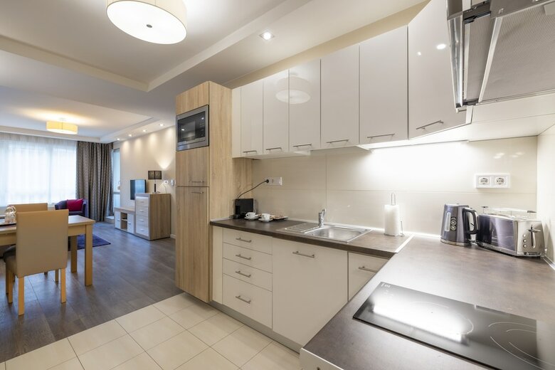 Cherry Apartments Palace Quarter
