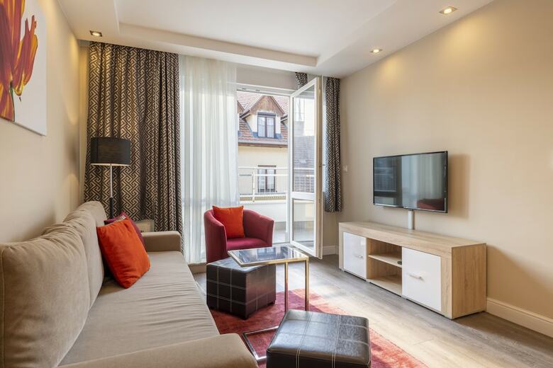 Cherry Apartments Palace Quarter