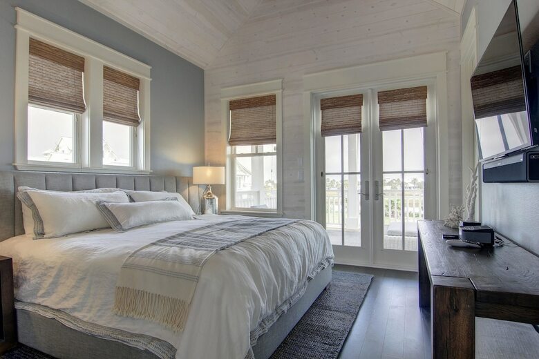 Cinnamon Shore- Coastal Charm 258 Hi