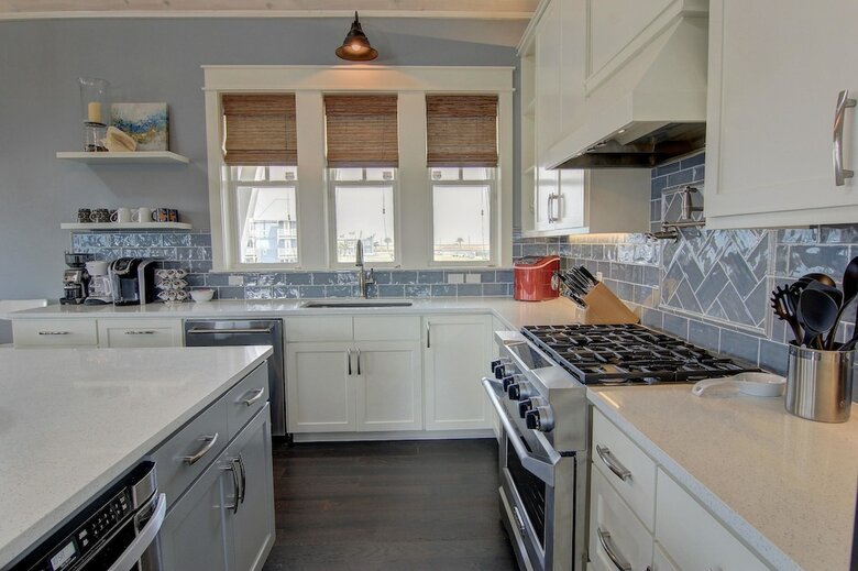 Cinnamon Shore- Coastal Charm 258 Hi