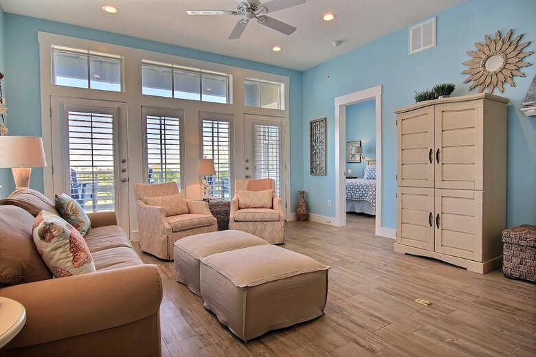 Cinnamon Shore- Coral Sunset Tc 2205