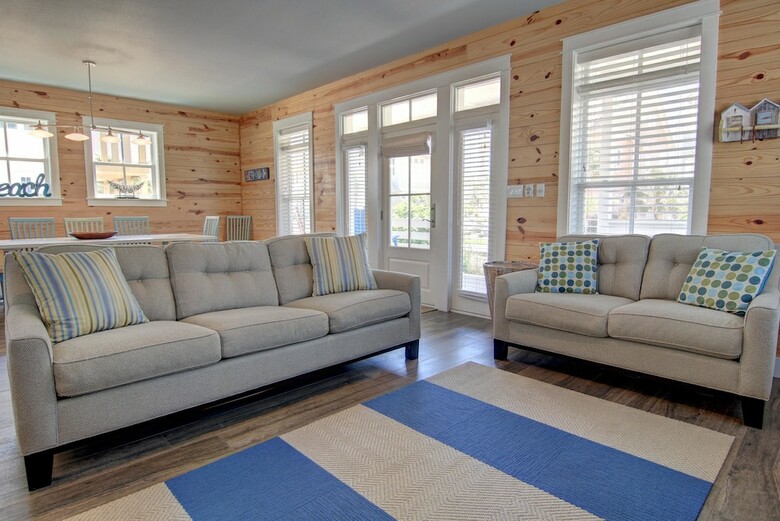 Cinnamon Shore- Seafare 251 Be