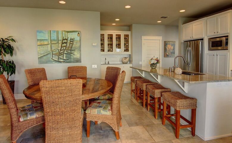 Cinnamon Shore- Grey Mist 123 St