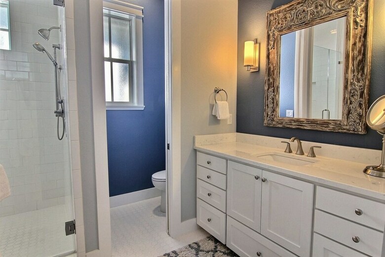 Cinnamon Shore- Nautical Dream 249 Hi