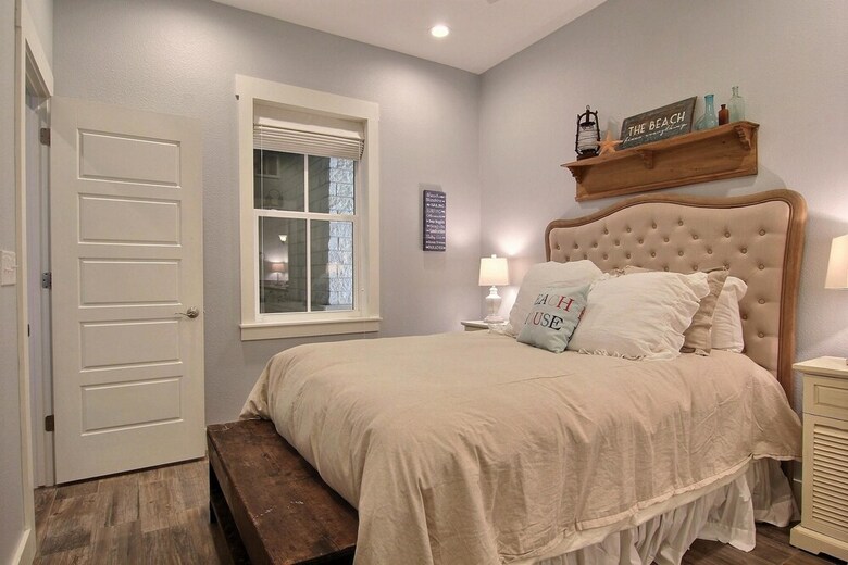 Cinnamon Shore- Blue Paradise Tc 2102