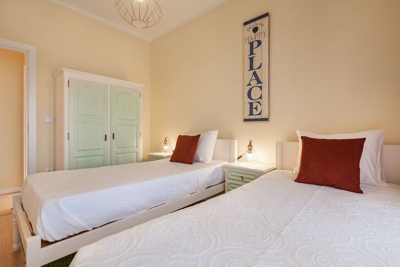 Apartamentos Feel At Home - Free Private Parking