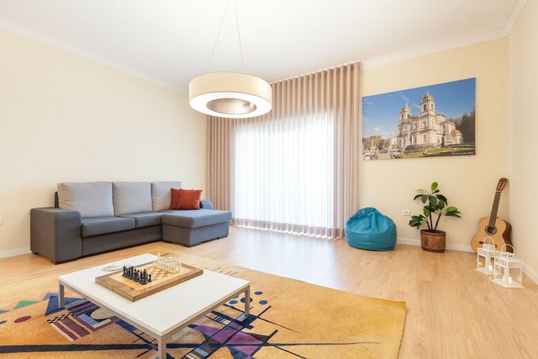 Apartamentos Feel At Home - Free Private Parking