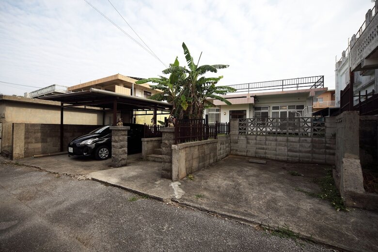 Ex Yomitan House