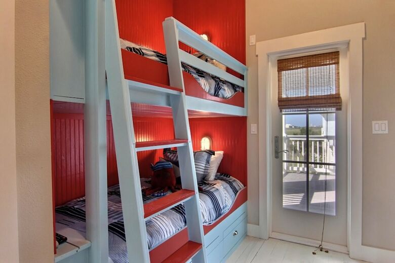 Cinnamon Shore- Southern Comfort 169 Be
