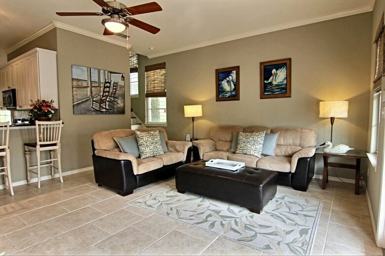 Cinnamon Shore- Sand Dollar 140 Be