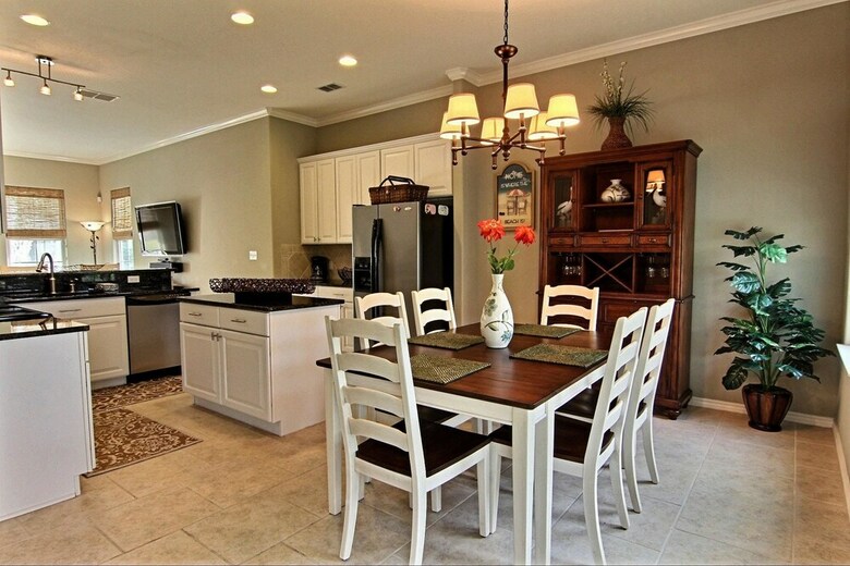 Cinnamon Shore- Sand Dollar 140 Be
