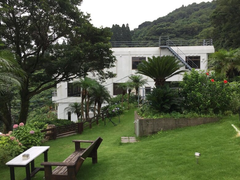 Hostal The Little Garden