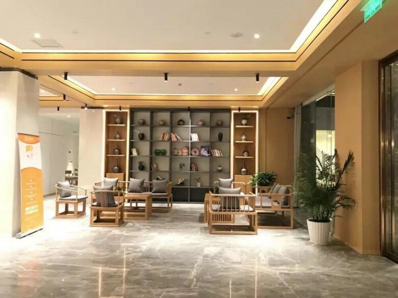 Floral Hotel Yangshuo Xijie Yijing