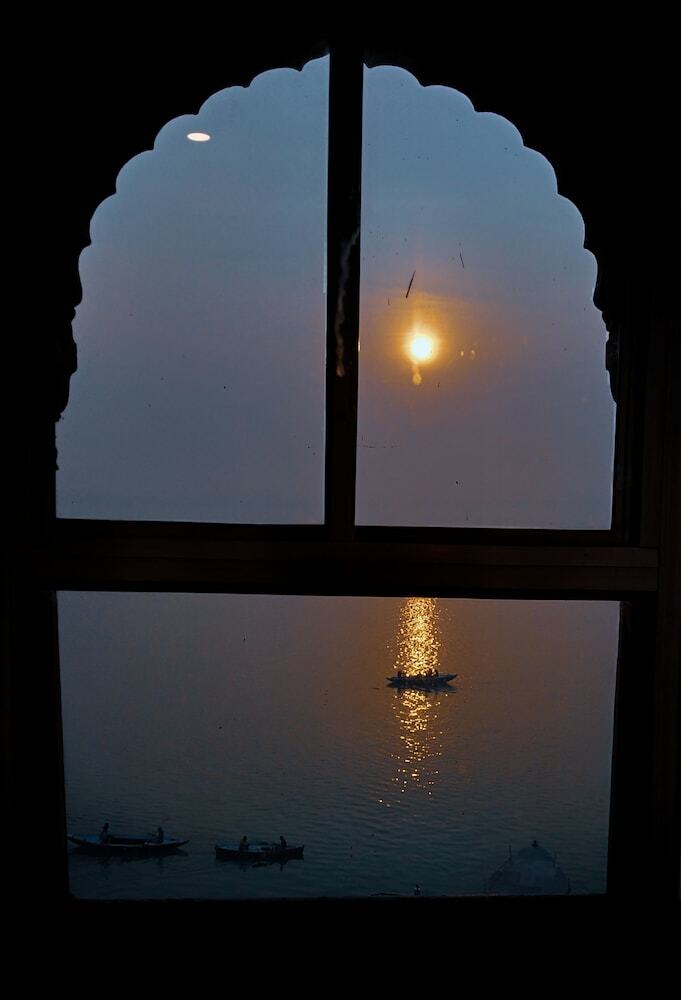 Dwivedi Hotels Hotel Elena