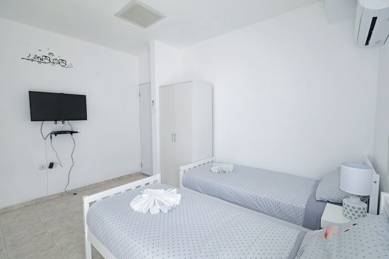 Hostal Palma Diving Resort - Hostel