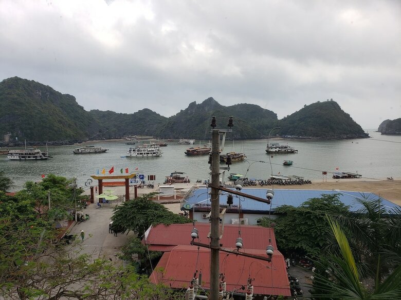 Cat Ba Plaza Hotel