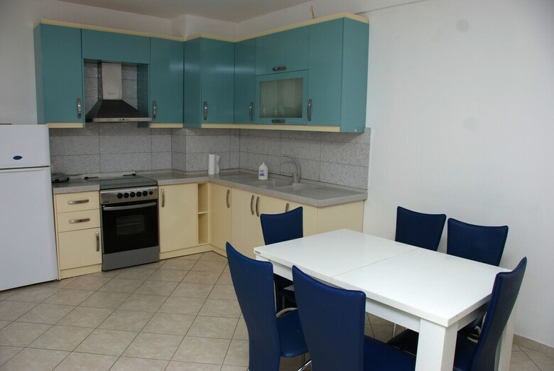 Lidis Apartments