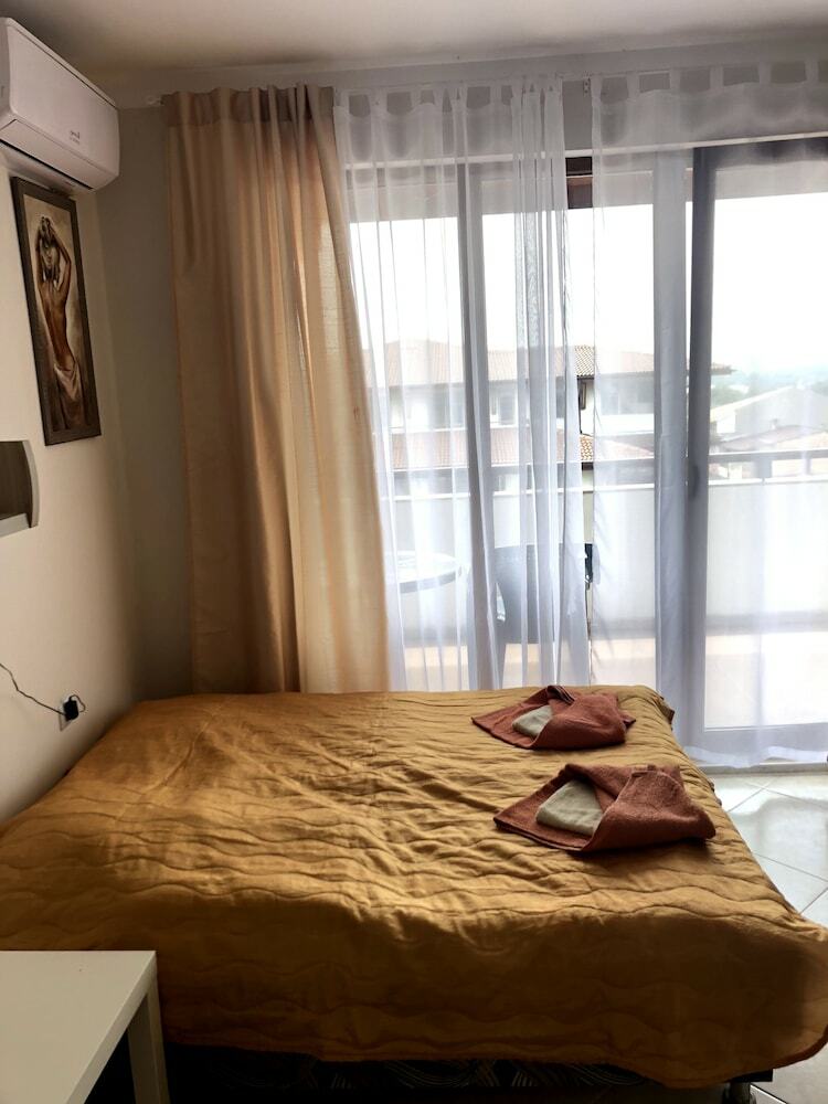 Apartments Primorsko