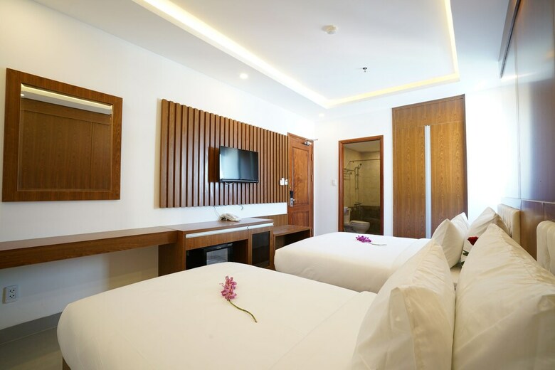 Gic Land 2 Hotel