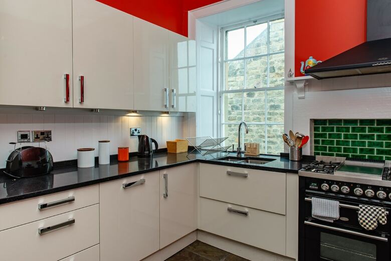 Apartamentos Stunning 4-bedroom Central Edinburgh