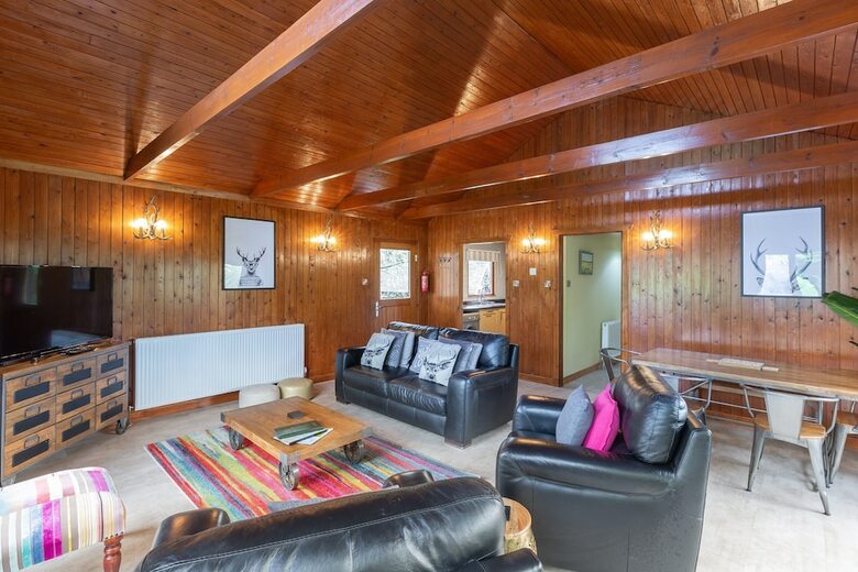 Hazel Lodge 26 With Hot Tub, Newton Stewart