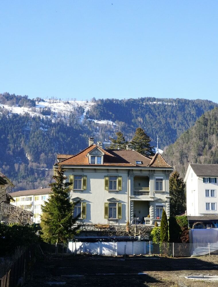 Hotel Adventure Guesthouse