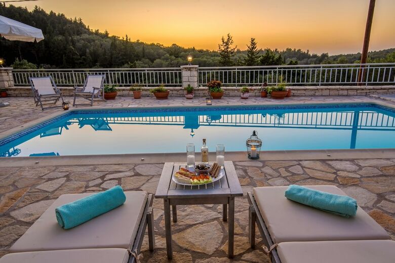 Stone Pool Villa Alina With Seaview By Konnect