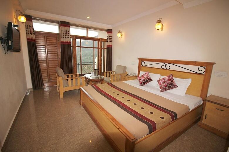 Hotel Asian Plaza Mcleodganj