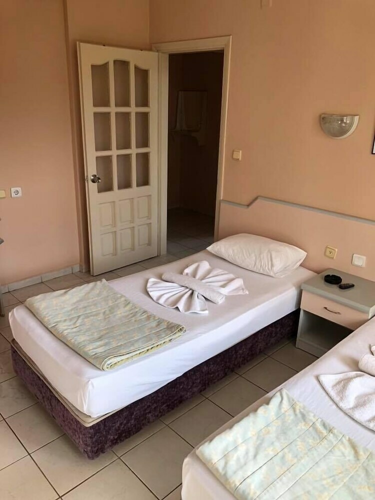 Gold River Apart Otel