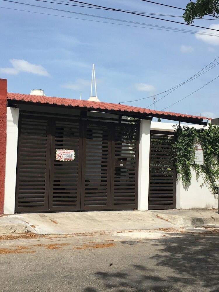 Casa Las �guilas
