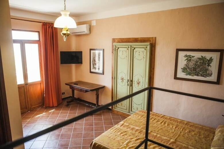 B&B Palazzo Cut�
