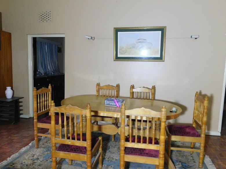 Bed & Breakfast Regal Suites - Kenya