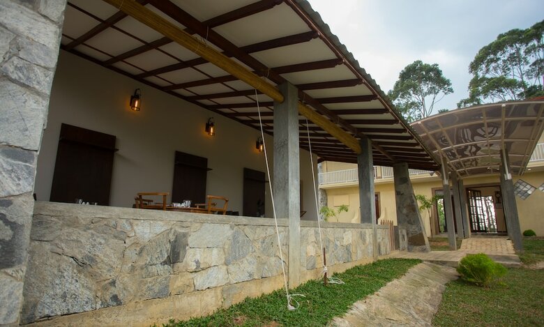 Hotel The Fortress Balumgala