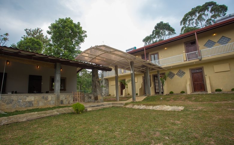 Hotel The Fortress Balumgala