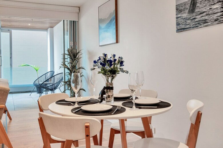 Spacious Mt Eden Apartment