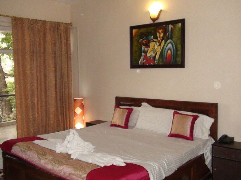 Hotel Lake Retreat Bhimtal