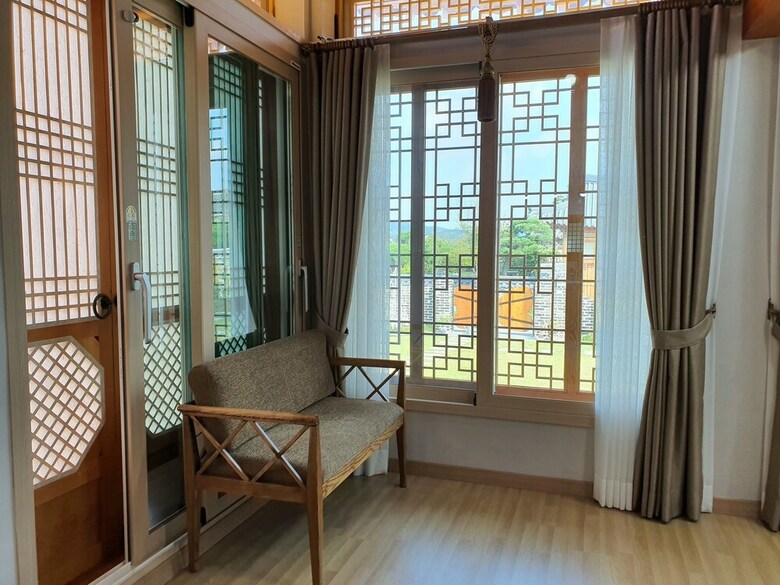 Navillera Hanok Pension