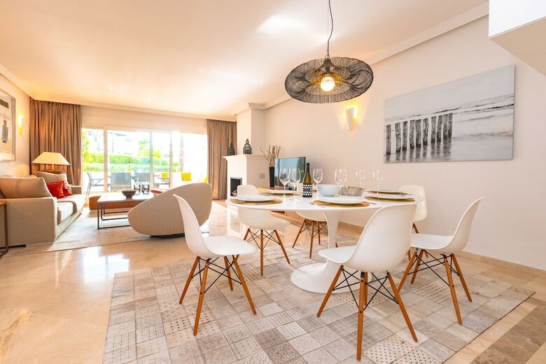 Oleholidays Apart Los Monteros-palm Beach 6a0 A 50m Playa