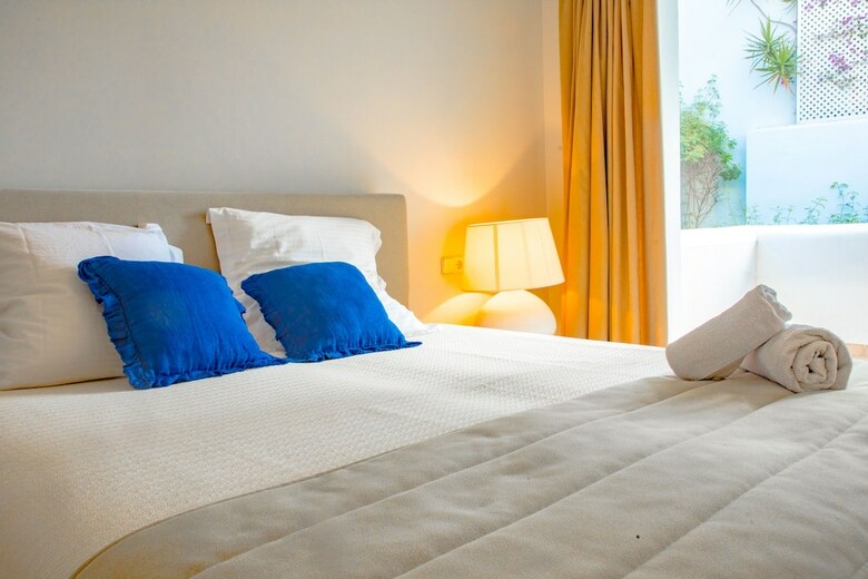 Oleholidays Apart Los Monteros-palm Beach 6a0 A 50m Playa