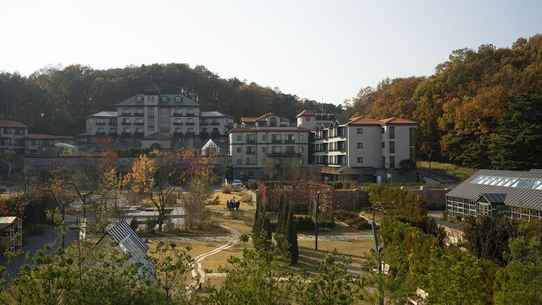 Eden Paradise Hotel
