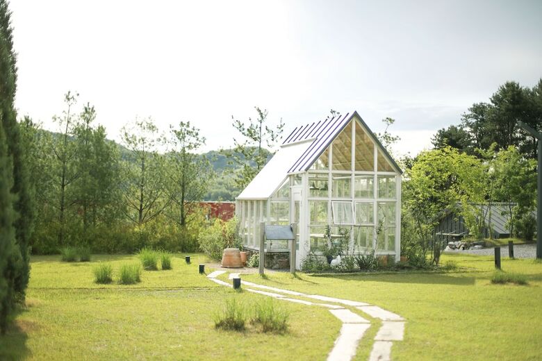 Eden Paradise Hotel