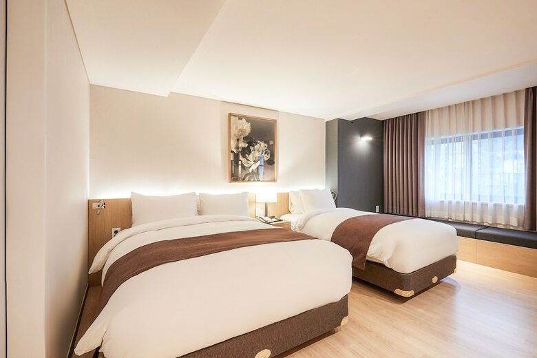 Eden Paradise Hotel